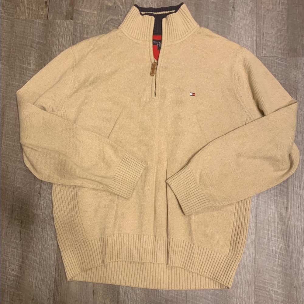 Tommy half zip sweater